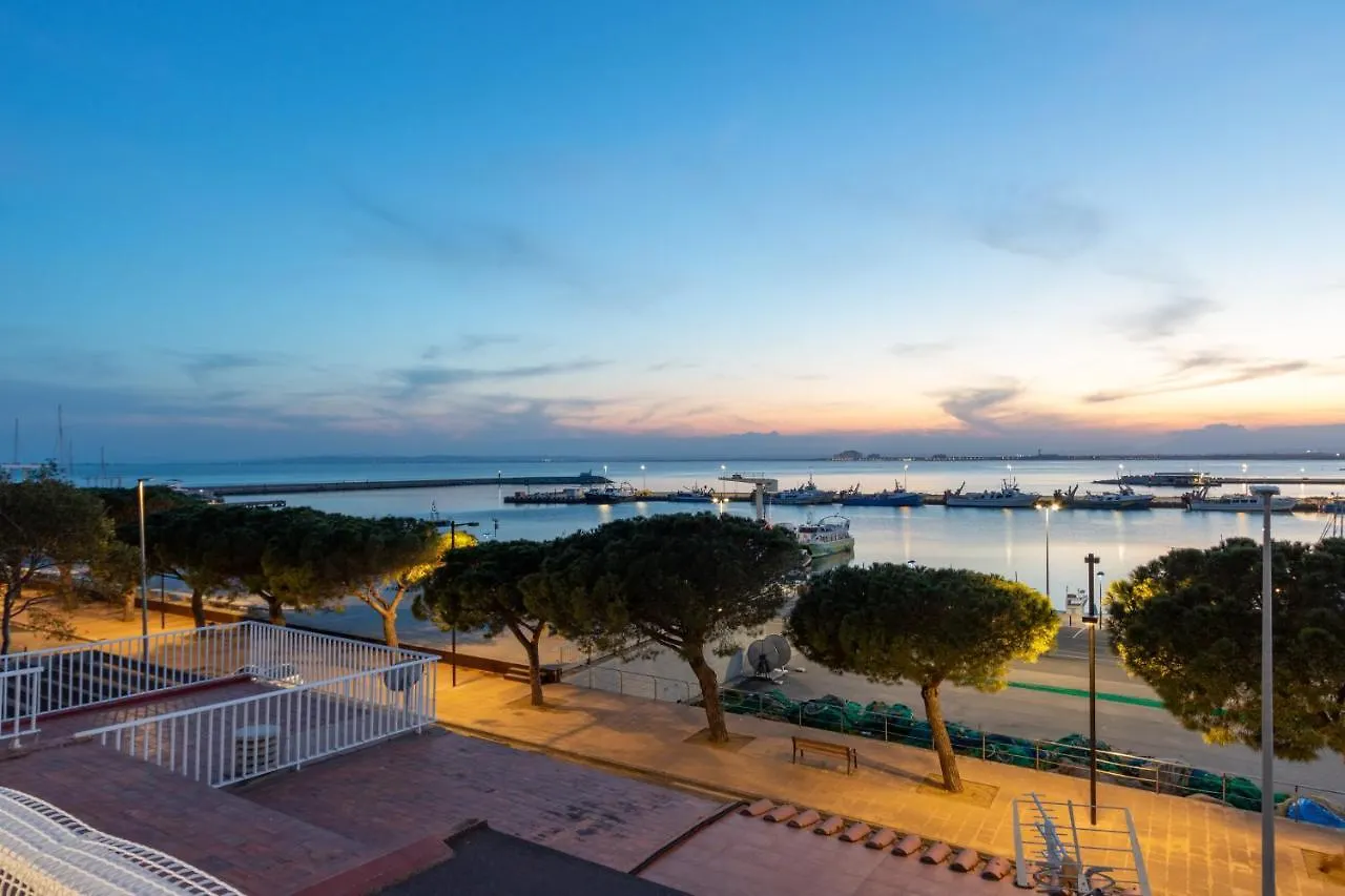 Holiday home R30-Casa Junto Al Mar, Preciosas Vistas Villa Roses Spain